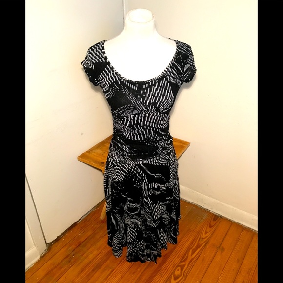 Kenneth Cole Reaction Dress- SZ S **New With Tags** - Picture 1 of 16